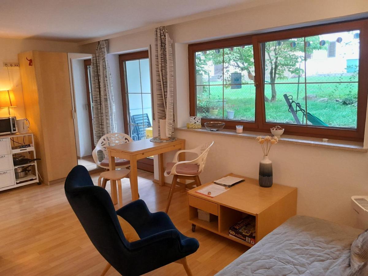 Apartment Mit Kueche Und Balkon Oder Terrasse, Ruhig Und Gut Erreichbar Piding Kültér fotó