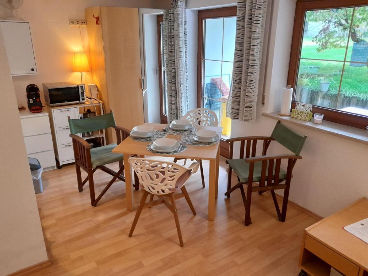 Apartment Mit Kueche Und Balkon Oder Terrasse, Ruhig Und Gut Erreichbar Piding Kültér fotó