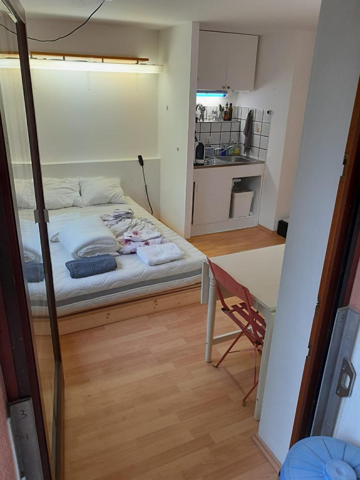 Apartment Mit Kueche Und Balkon Oder Terrasse, Ruhig Und Gut Erreichbar Piding Kültér fotó